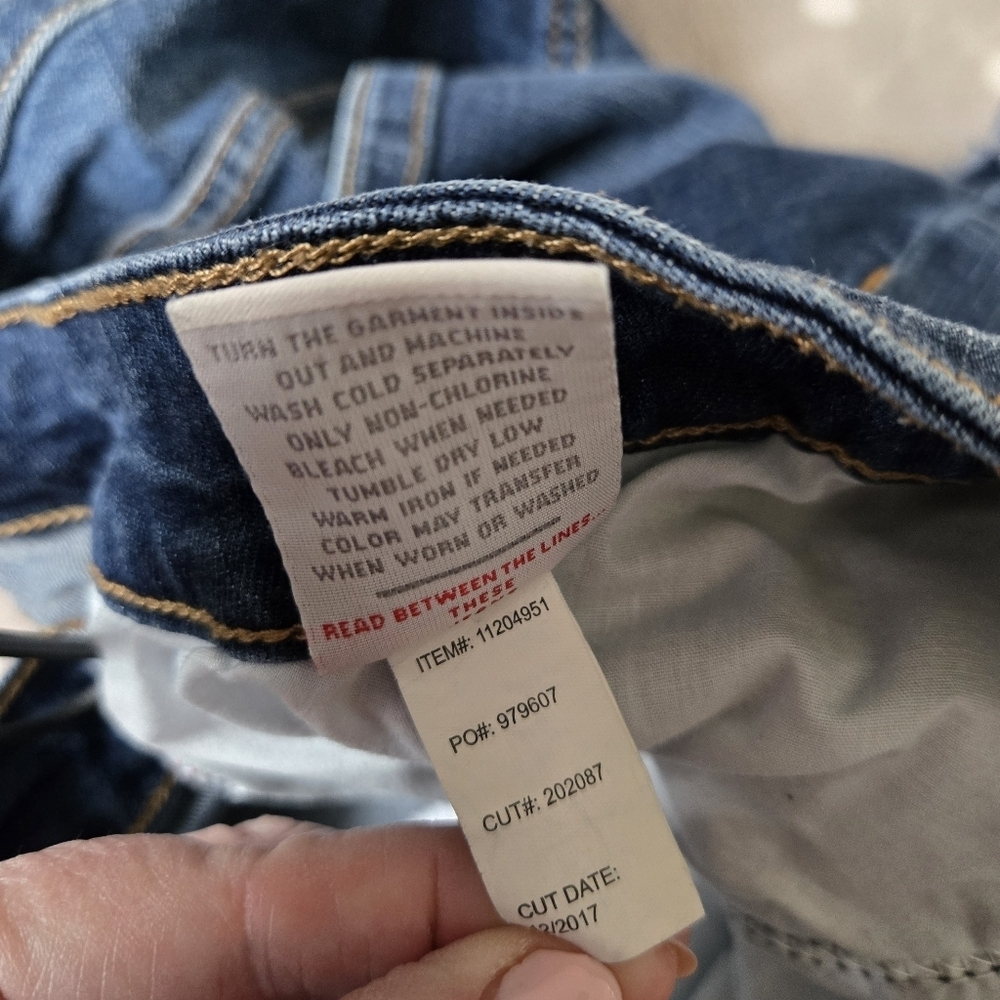 Torrid Blue Jean Shorts | Size 24 | Frayed Hem - Picture 13 of 14